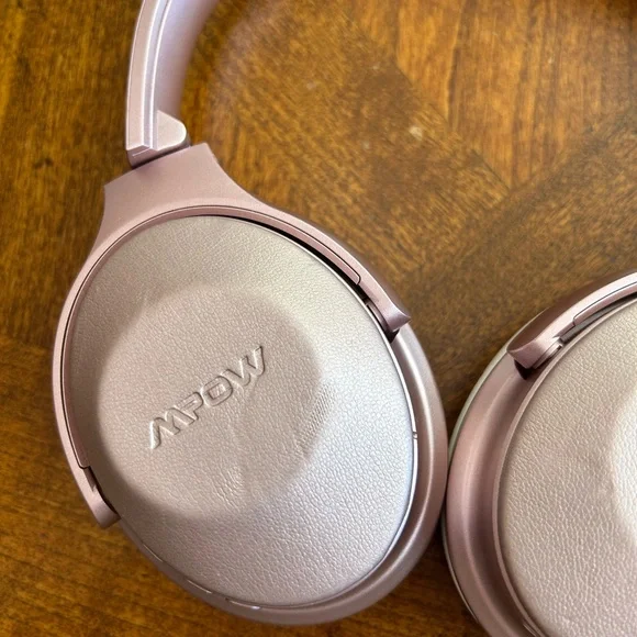 MPOW Noise cancelling Headphones - Bluetooth, wireless